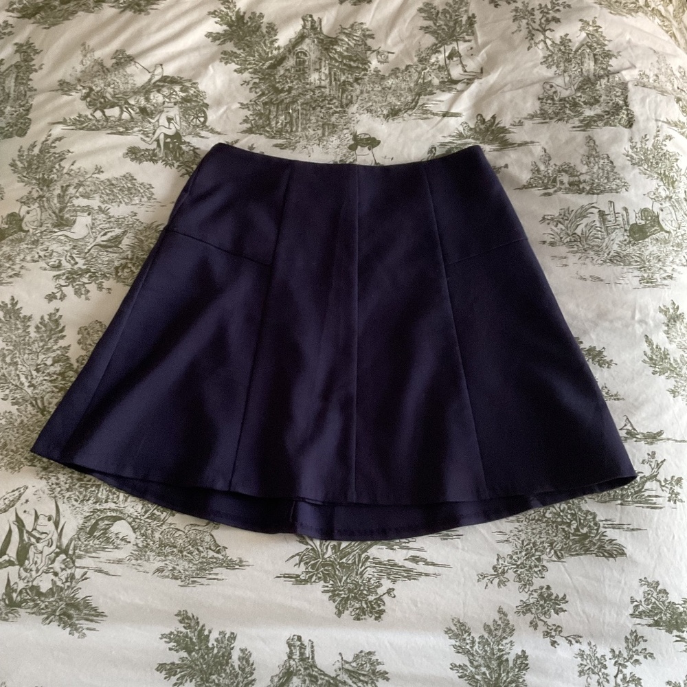 Navy blue miniskirt from Loft, size 6